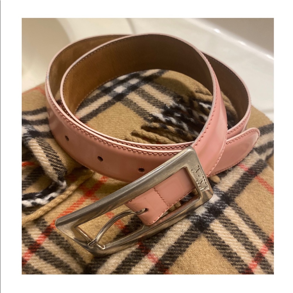 Authentic Designer belt!